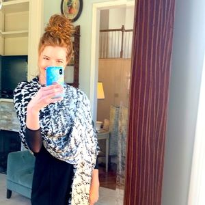 Wrap, Reversible “Happy Cheer Joy”, Black & White, NWOT